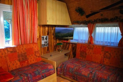 Chalets des 3 Hêtres, 普隆比耶尔莱班 — 照片 1