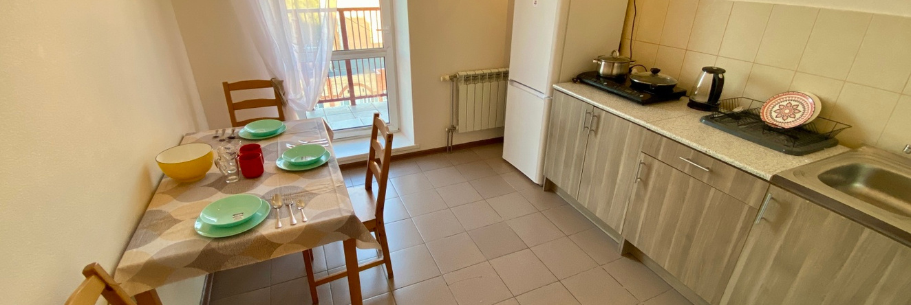 Na Klubnoy 54 Flat with Balcony, 谢利亚季诺 — 照片 1