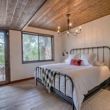 At Whispering Pines 4 Bedroom Home By Redawning, Шоу-Лоу — фото 5