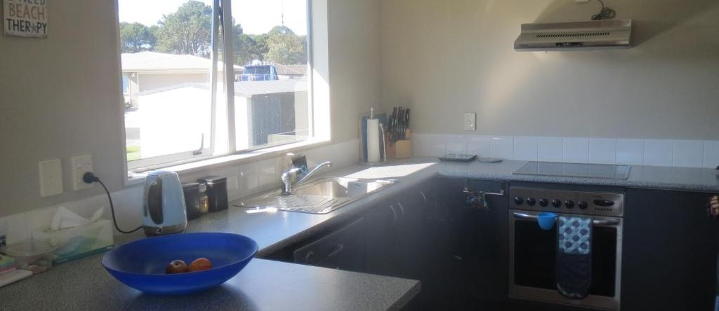 Hosts on the Coast Harbour Views, Matarangi — photo 1