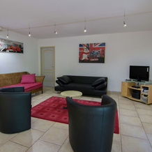 Modern Villa with Private Pool in Ledenon, 勒德农 — 照片 2