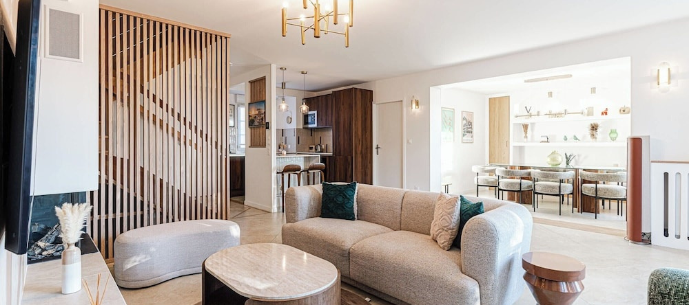 Elegant Family Home Near Deauville, 圣阿尔努 — 照片 1