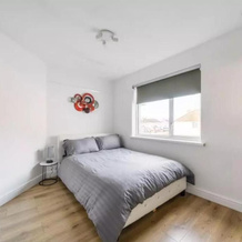 2br-sleeps6-parking-garden-nearlondon, 泰晤士河畔森伯里 — 照片 2