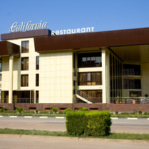 California Hotel, 叶夫帕托里亚 — 照片 2