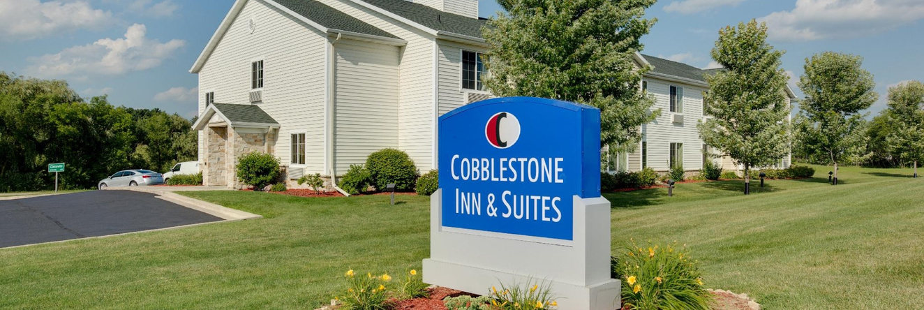 Cobblestone Inn & Suites - Clintonville, 克林顿维尔 — 照片 1