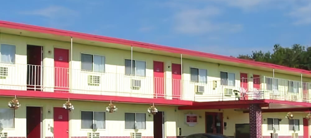 Red Carpet Inn Rome, 罗马 — 照片 1