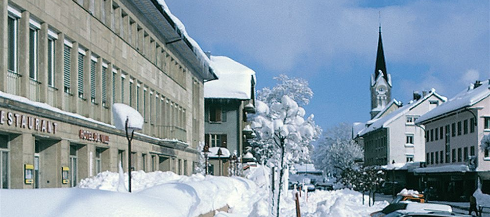 Hôtel de Ville le Sentier, 勒舍尼 — 照片 1