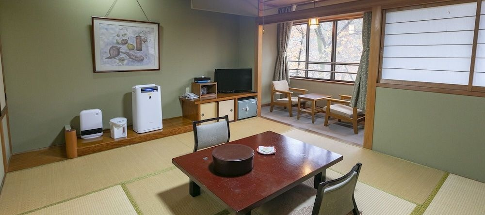 Kagami, Iida — photo 1
