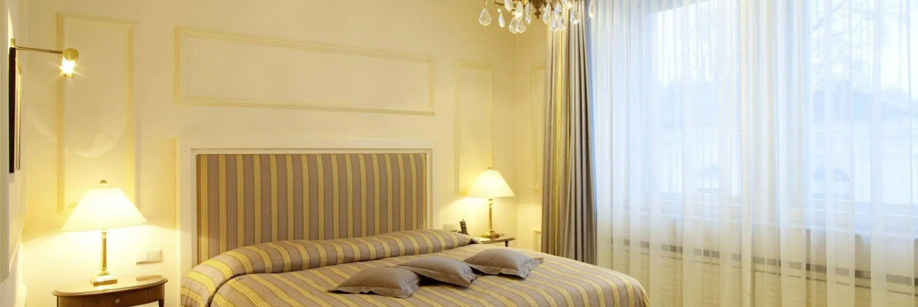Hotel Nassauer Hof, 威斯巴登 — 照片 1
