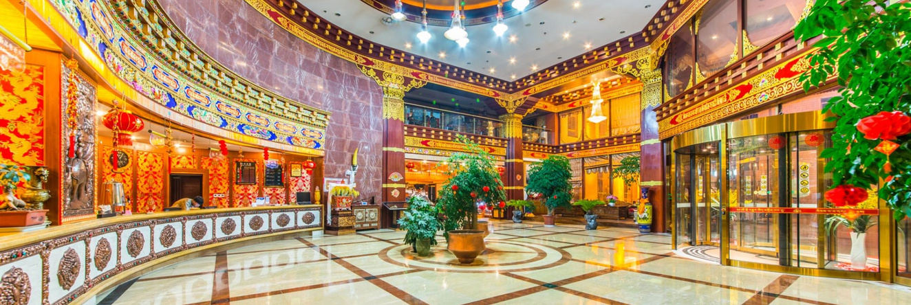ShenChuan Tibetan Style Hotel Shangri-La, Shangri-La — photo 1