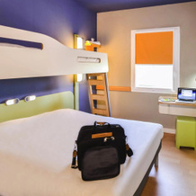 ibis budget Saint Martin de Crau Porte de Camargue, 圣马丹-德克罗 — 照片 3