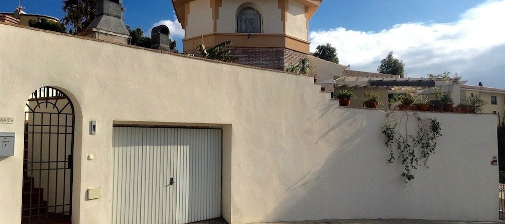House Global 100, Salobrena — photo 1
