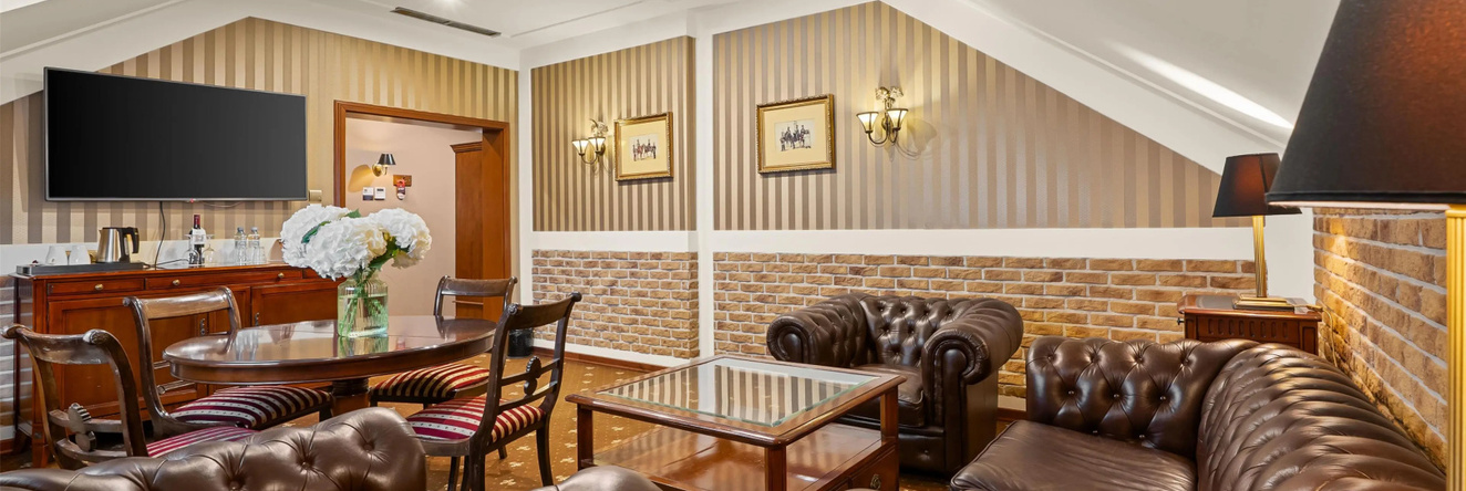 Hotel Diament Arsenal Palace Katowice/Chorzów, 霍茹夫 — 照片 1