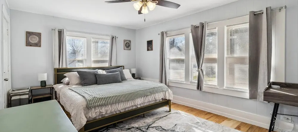 Charming Bungalow In Mckinney Walk To Downtown 2 Bedroom Bungalow, Мак-Кинни — фото 1