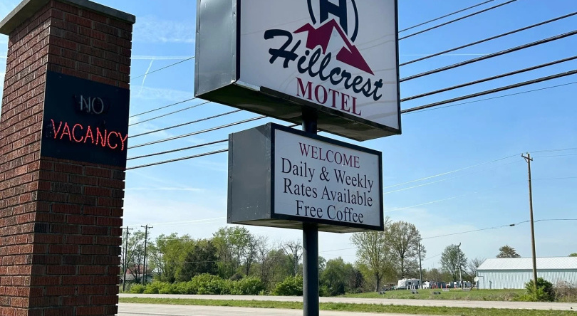 Hillcrest Motel By OYO Aurora IN Near Lawrenceburg, Milan — photo 1