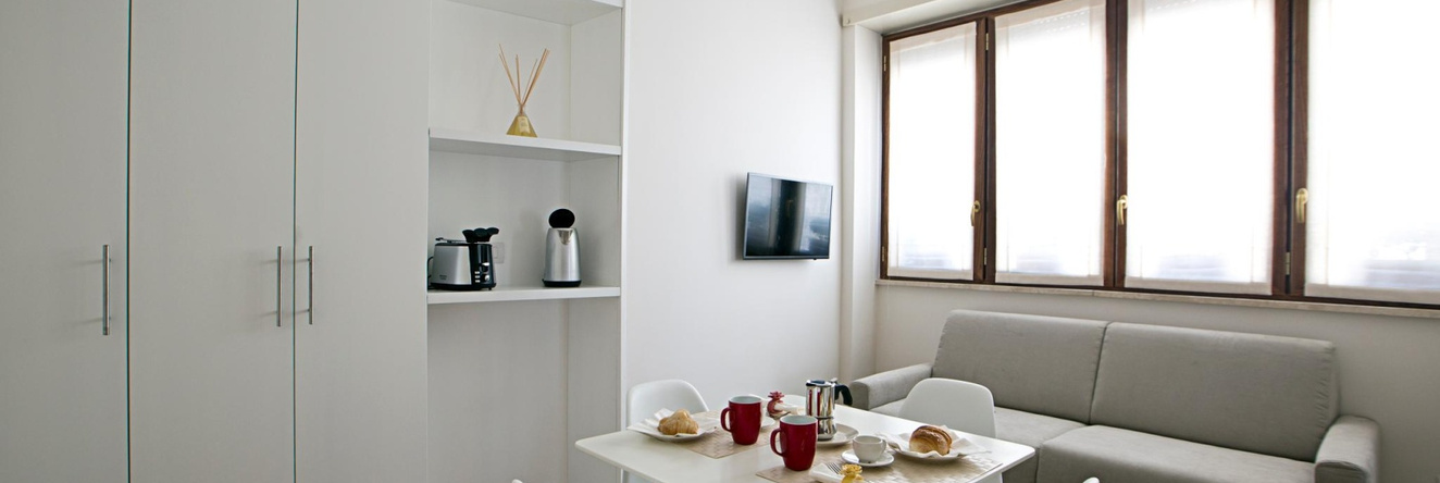Medina Apartments, Naples — photo 1