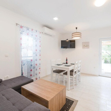 Amazing Home In Veli Rat With Wifi And 2 Bedrooms, Верунич — фото 2