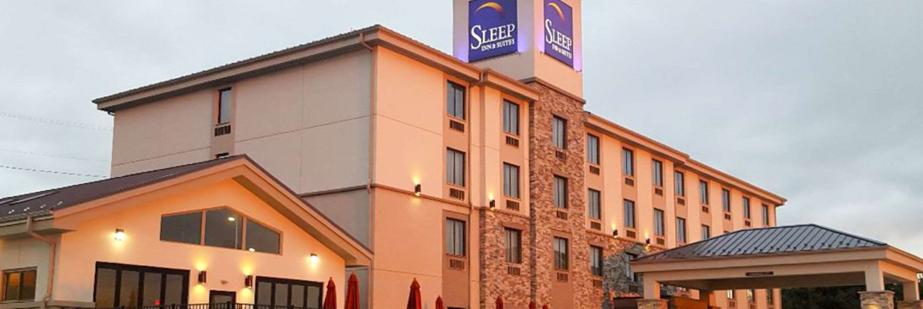 Sleep Inn & Suites Belmont / St. Clairsville, Салесвилл — фото 1