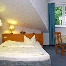 Hotel Flörsheimer Hof, Floersheim — photo 3