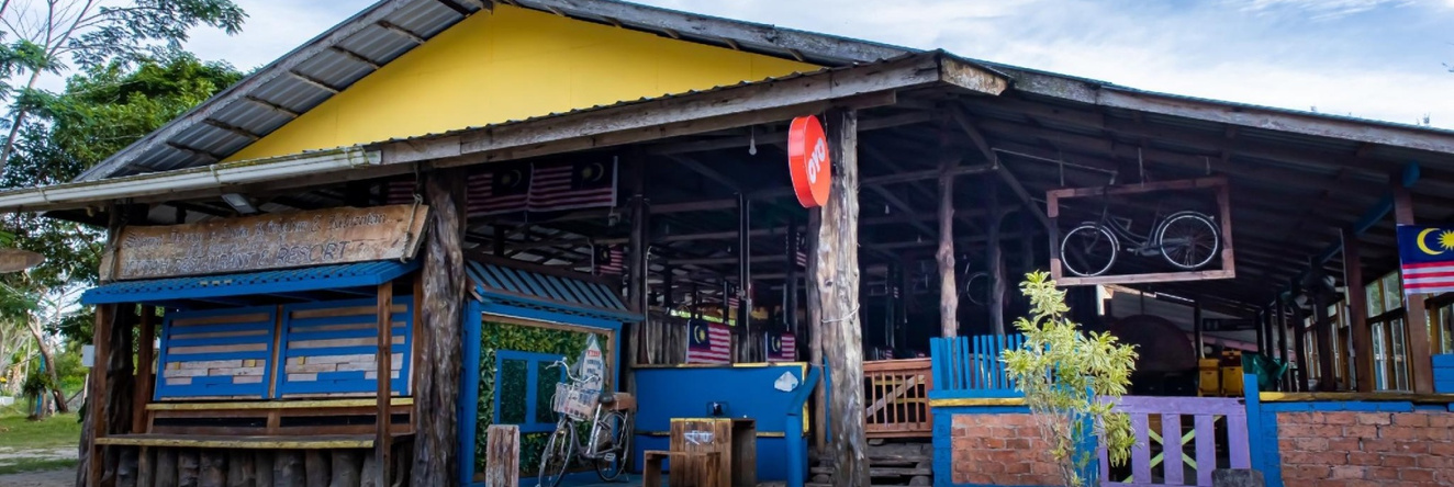 OYO 90320 Iftitah Restaurant & Resort, Sarikei — photo 1