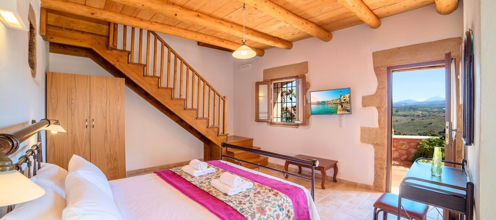 Villa Veneciana with Heated Pool, 卡斯特略斯 — 照片 1