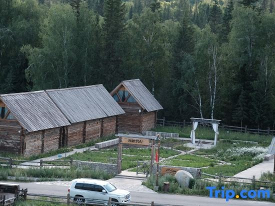 Trip.com Group Country Retreats (Xinjiang Hemu Xirong Joint Resort), Altay — photo 1