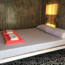 Banson Samed Hotel, 春山海滩 — 照片 2