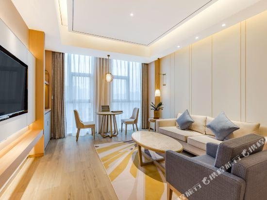 Lefuqiang Jiayue Hotel Fuyang, Фуян — фото 1