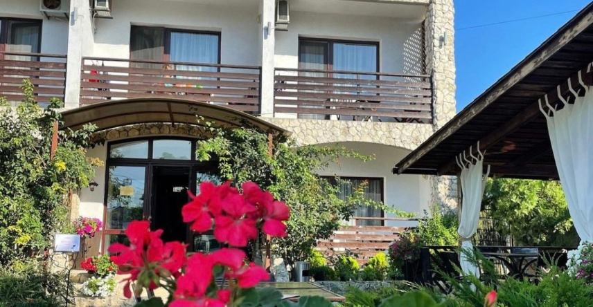 Barrakuda Guest House, 奥列尼夫卡 — 照片 1