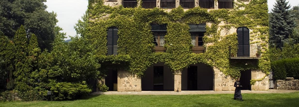 Les Cols Pavellons, 奥洛特 — 照片 1