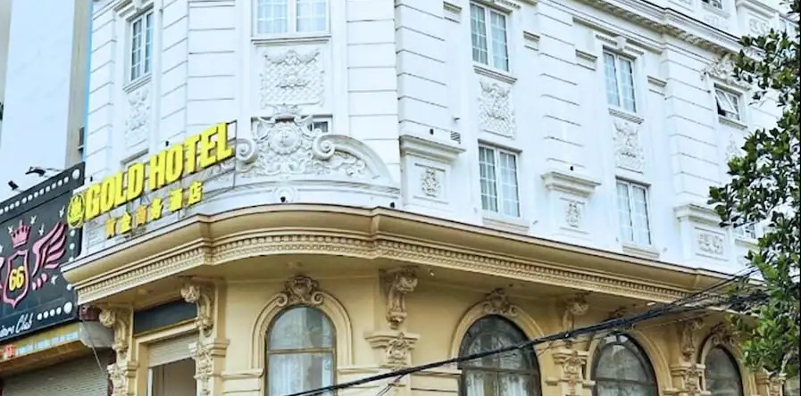GRAD Gold Luxury Hotel, 泰森 — 照片 1