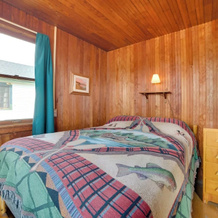 Beach & Dock Access! Upper Peninsula Cabin Retreat, Cedarville — photo 4