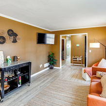 6 Mi to Lake Murray! Pet-friendly Haven w/ Yard, 哈比森 — 照片 4
