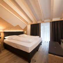 Monroc Hotel, Альмаццаго — фото 3