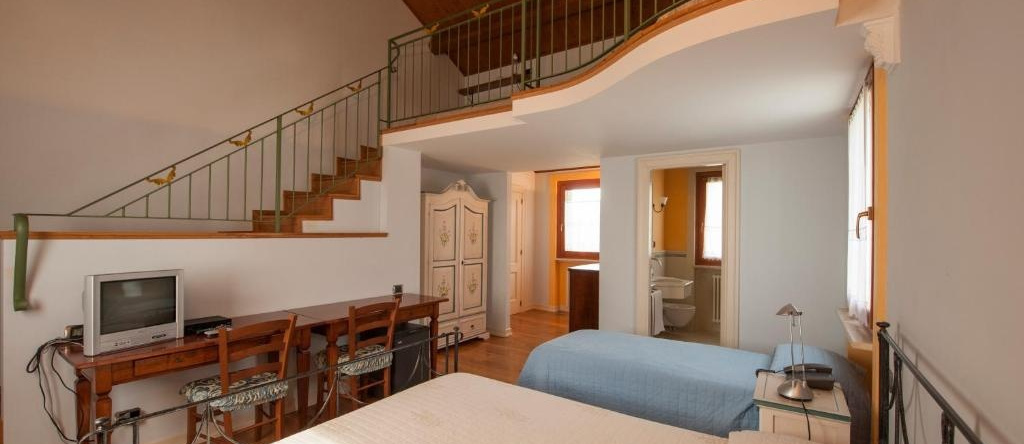 Agriturismo La Sorgente, 卡梅拉诺 — 照片 1