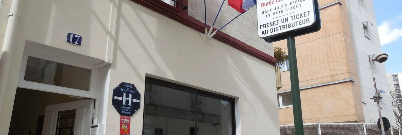 Hôtel Le Petit Château, Malakoff — photo 1