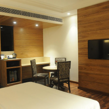 Maryland Group Hotel, 齐拉克普尔 — 照片 3