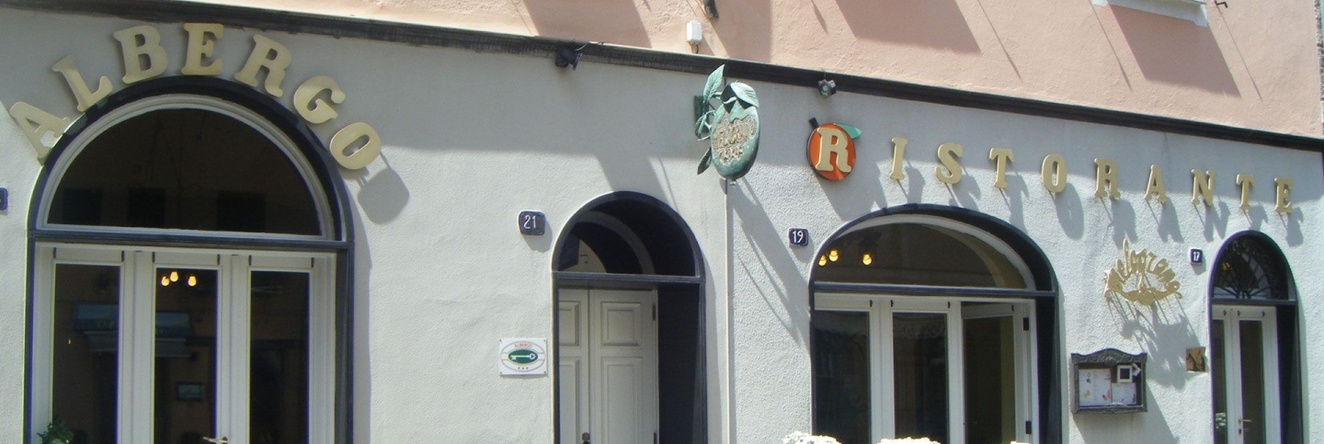 Hotel Ristorante Melograno, Spotorno — photo 1