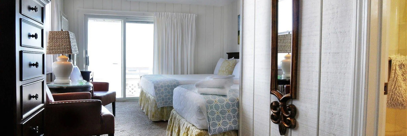 Dyer's Beach House, Provincetown — photo 1