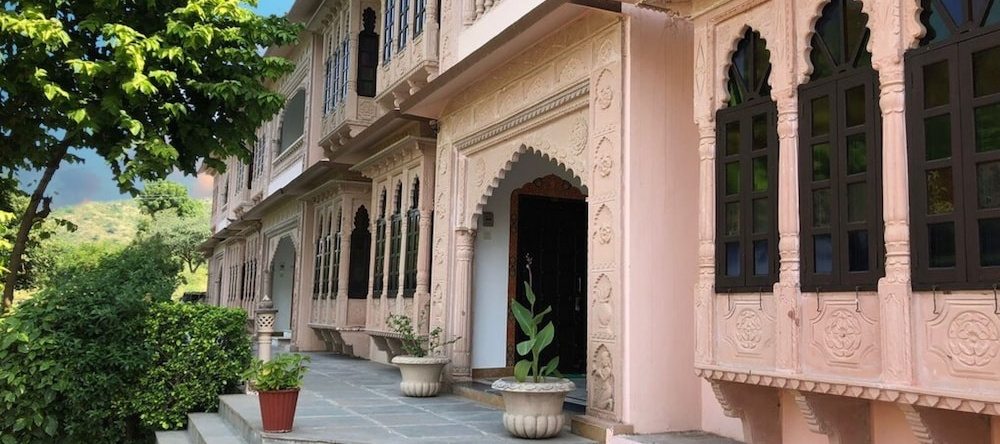 Ranakpur Hill Resort, 拉纳克普尔 — 照片 1