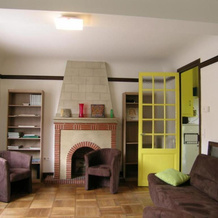 Gîte Dompierre-sur-Besbre, 5 pièces, 8 personnes - FR-1-489-109, 东皮埃尔（贝斯布尔河畔） — 照片 2