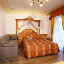 Alexander Hotel Alpine Wellness Dolomites, 莫尔韦诺 — 照片 3