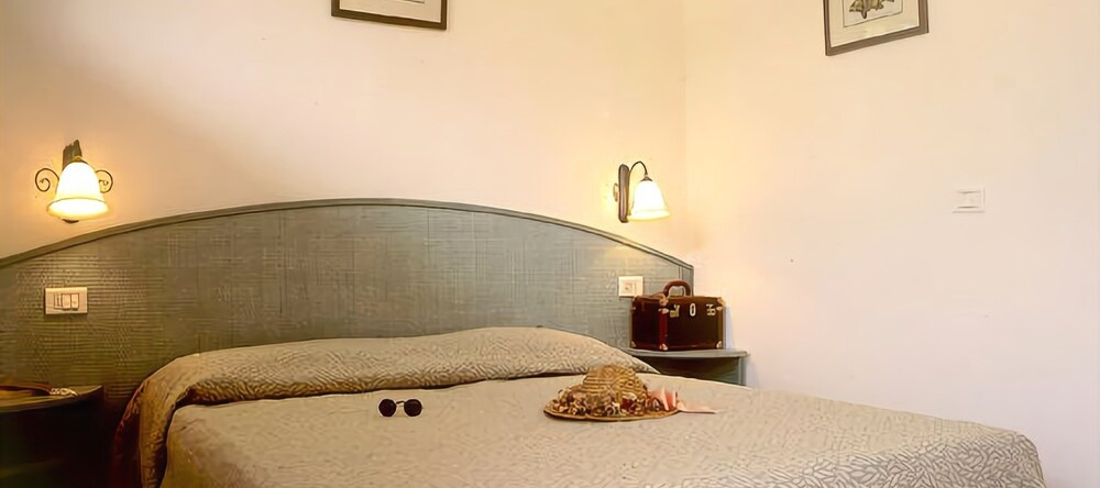 Residence Club Gardablù, 加尔达湖畔布伦佐内 — 照片 1