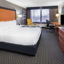 La Quinta Inn & Suites by Wyndham Buena Park, 帕尔马 — 照片 5
