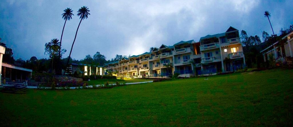 Hummingbird Resort, 阿布山 — 照片 1