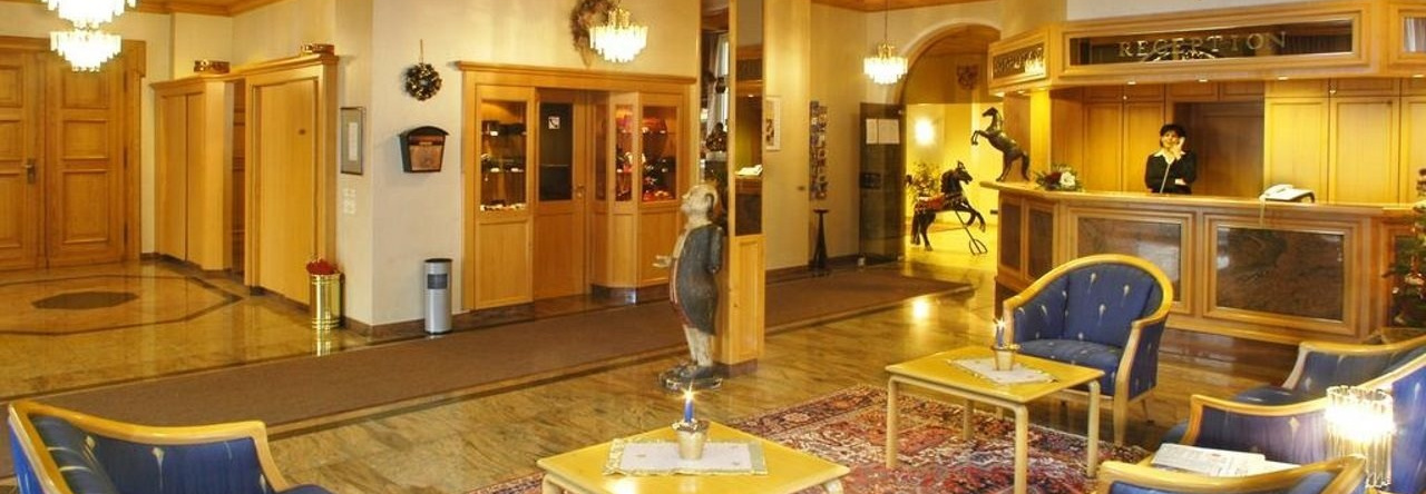 Hotel Rappen Rothenburg ob der Tauber, 罗滕堡 — 照片 1