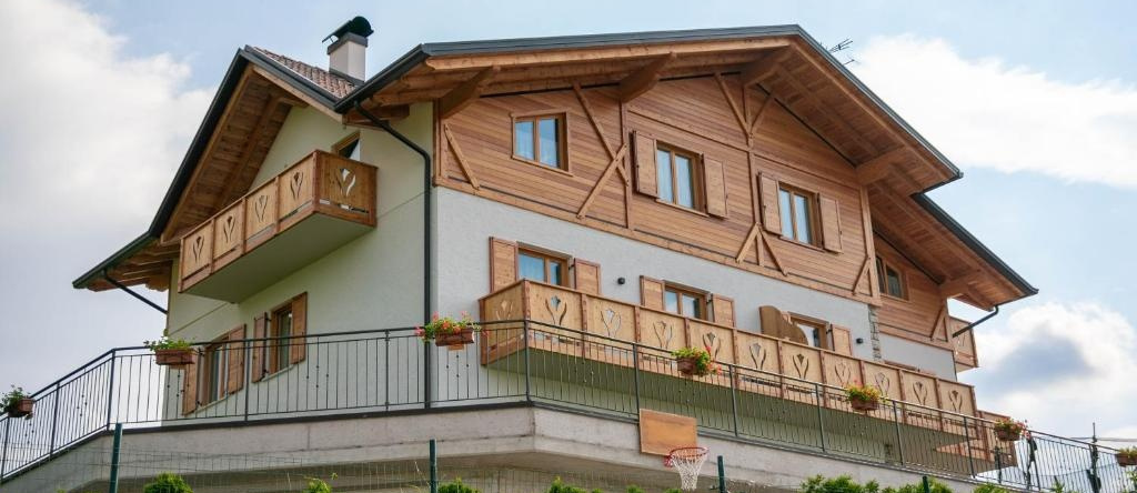 Agritur Rizzi di Inama Ugo, 科雷多 — 照片 1
