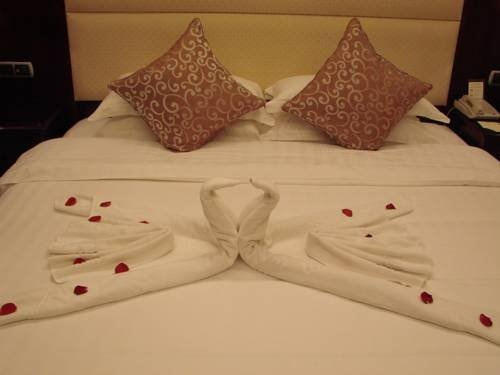 Xingyi City Full House Wenzhou Hotel, Qianxinan — photo 1