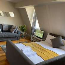 Luxurious Modern One Bedroom Apartment, Redhill — photo 2