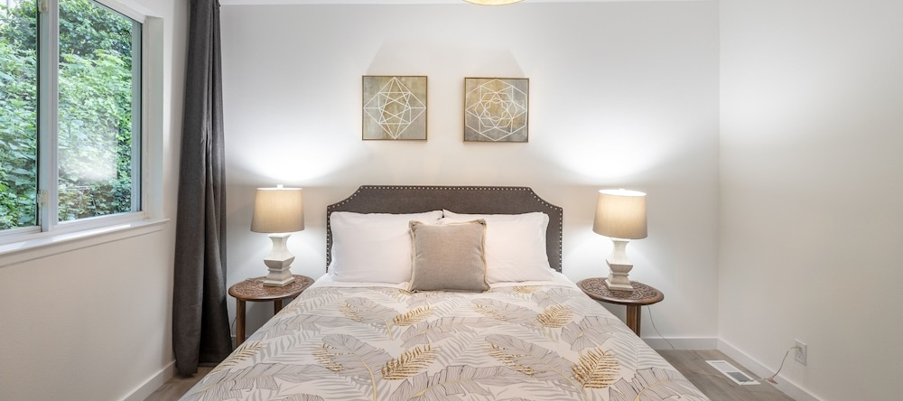 Marbella Lane Pedro Point Beach House with Hot Tub, 帕西菲卡 — 照片 1